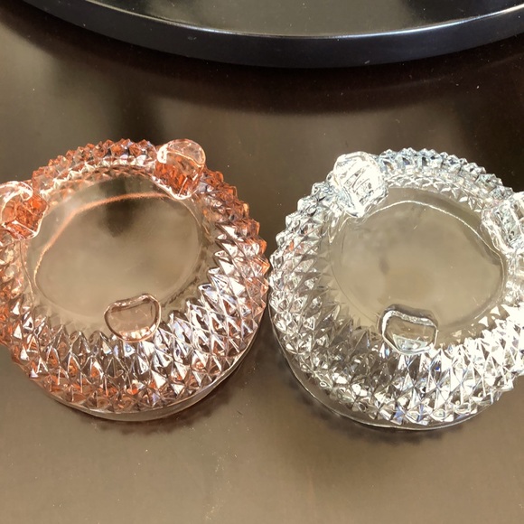 2pc Set Crystal Bowls for snacks, salads! Holds 2 1/2 cups. Like New Condition! - Picture 7 of 8